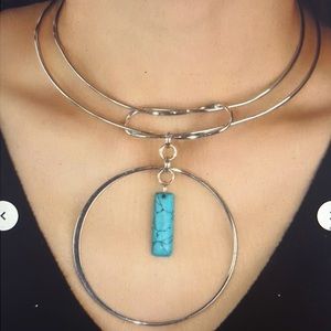 Choker style dangle necklace